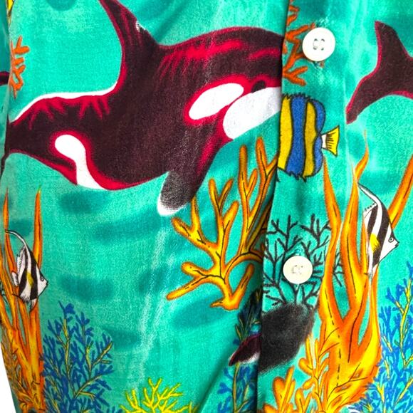 Vintage 90s Orca Print Rayon Hawaiian Printed Shirt Teal Ocean Fish Coral Medium - Picture 5 of 10